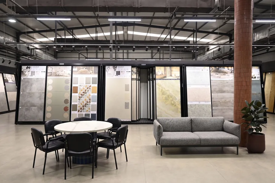 Store view 19