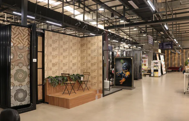 Store view 7